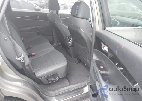 2017 Kia Sorento 3.3L Lx z USA, uszkodzony, nr VIN 5XYPGDA51HG327430